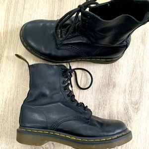 Dr. Martens Pascal Black Leather Boot size 7